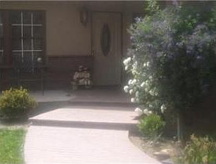 3rd image of 635 S Grove Ave