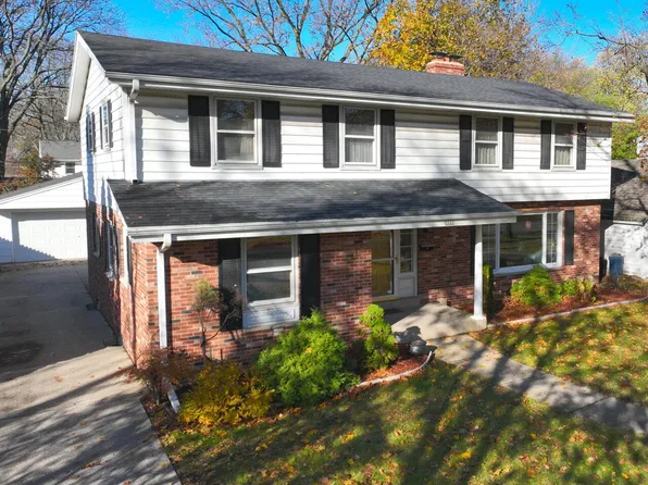 5521 North Lydell AVENUE, Glendale, WI 53217