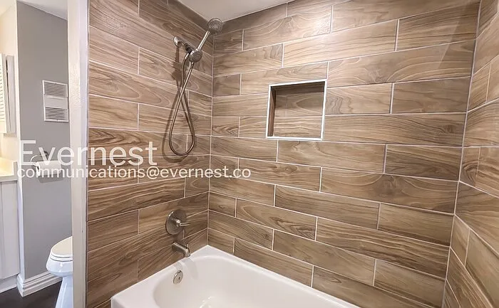 8421 Hearth Dr #35 — Photo 8