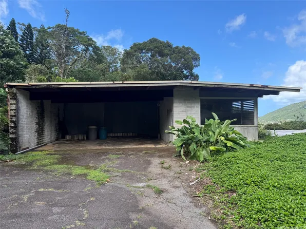3211 Melemele Pl, Honolulu, HI 96822