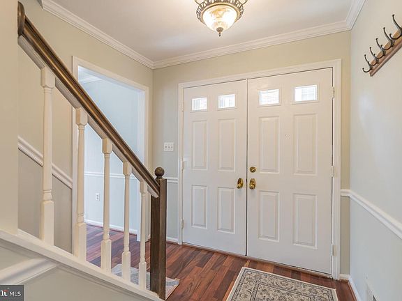 4th image of 5808 Apsley House Ct