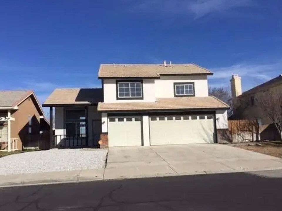 1st image of 15615 Fairbanks Dr