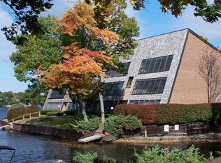 25 Eaglehead Ter APT 5, Shrewsbury, MA 01545