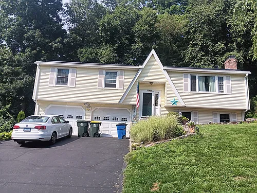 11 Molsick Rd #2.5 Photo 1