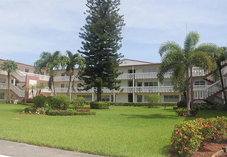 454 Fanshaw K #K — Photo 15
