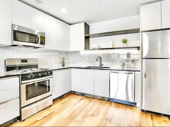 1543 East 19th Street image 3 of 10