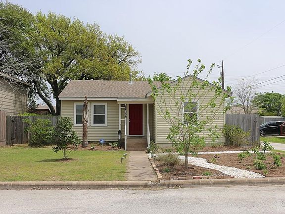 2nd image of 1406 Kirwin St