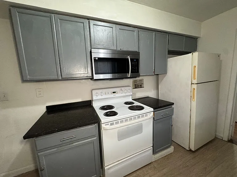 416 Sun Ct — Photo 39