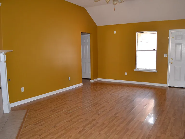6442 Palace View Ln — Photo 5