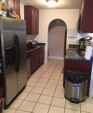 5th image of 82 John Hopkins Dr