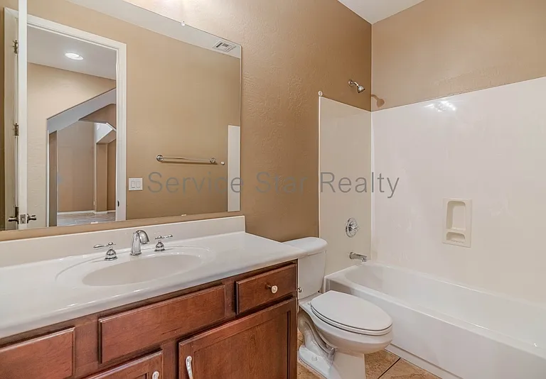 2214 E Chanute Pass — Photo 7