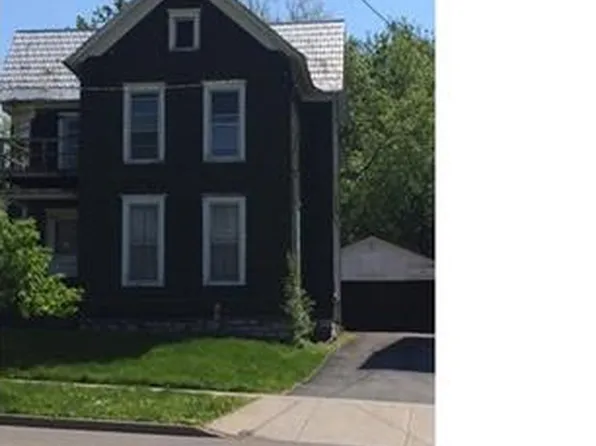 327 Coffeen St, Watertown, NY 13601