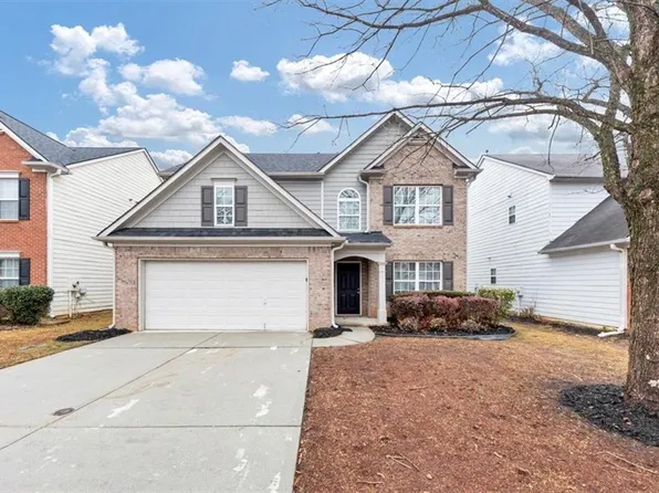 2114 Black Oak Ln, Ellenwood, GA 30294
