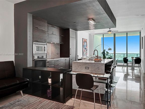 5th image of 900 Biscayne Blvd APT 4105