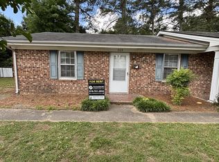 305 W Hill St #1, Benson, NC 27504