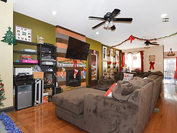 2nd image of 8406 89th Ave