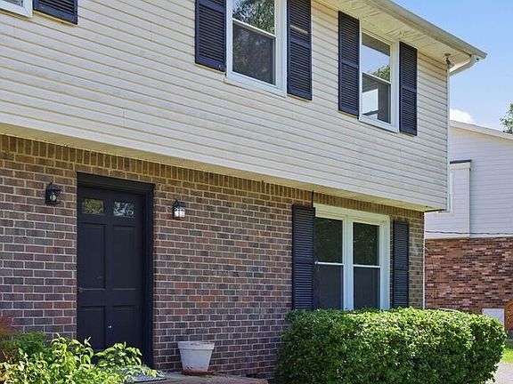 3rd image of 704 McPherson Dr