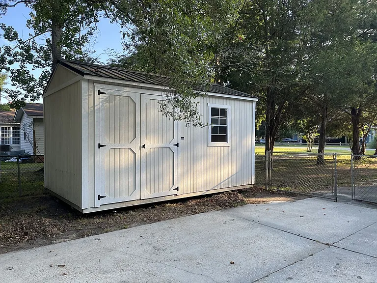 2045 Lake Ave — Photo 41