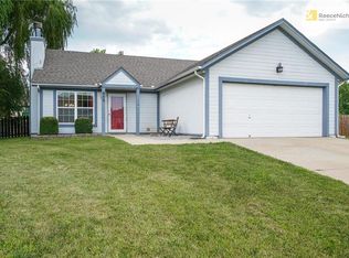 953 N Pine St, Olathe, KS 66061