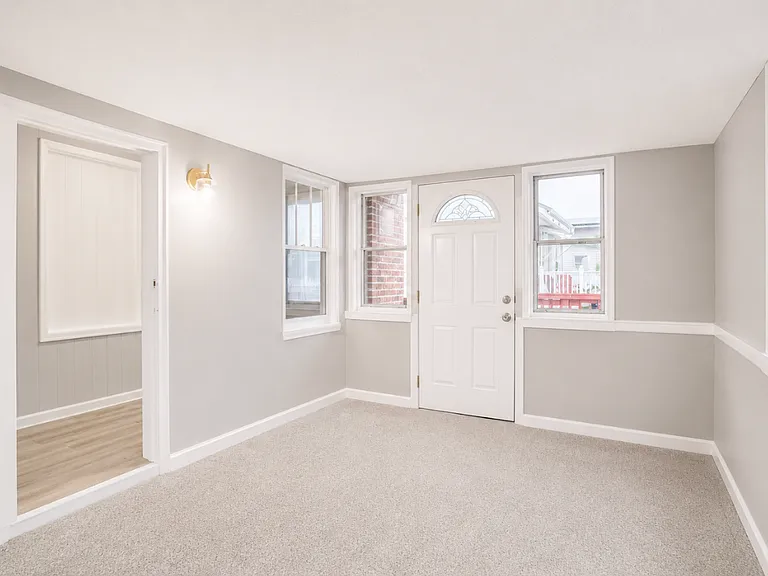 5 Homeland Ave — Photo 23