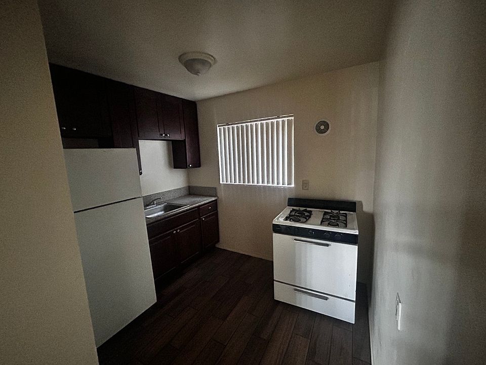 2nd image of 2050 Ulric St APT 26
