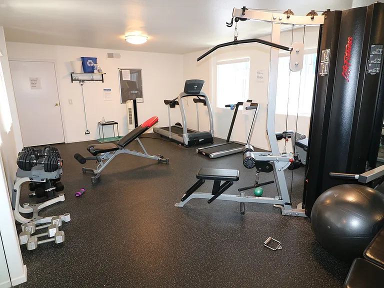 4455 Hazeltine Ave #207 — Photo 41