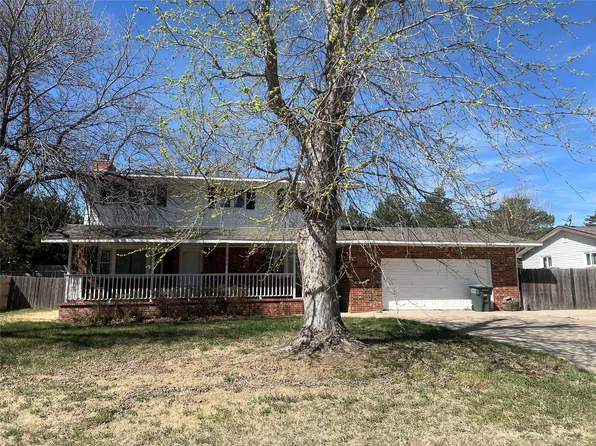 1909 Barham Blvd, Dodge City, KS 67801