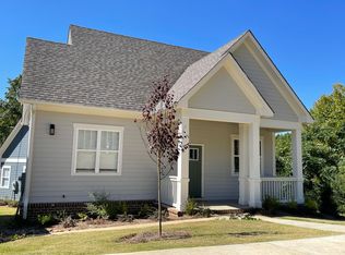 1210 Ivy Rd, Oxford, MS 38655