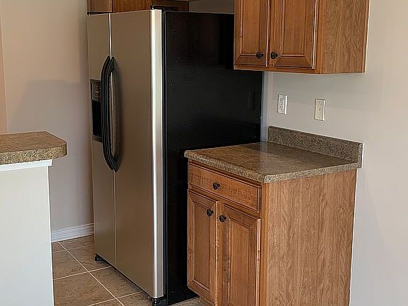 3rd image of 4952 Marble Dr