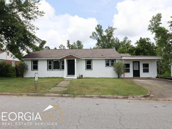 15 Watson Dr, Newnan, GA 30263