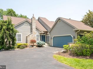 1760 Oak Hill Dr, Huntingdon Valley, PA
