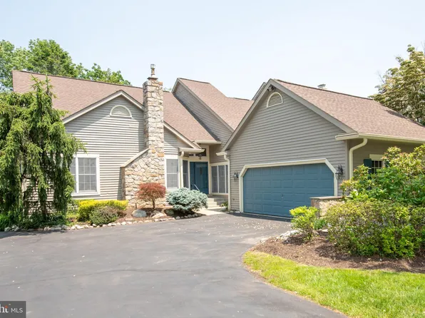 1760 Oak Hill Dr, Huntingdon Valley, PA 19006