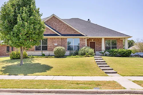 200 Shadybrook Dr Photo 1