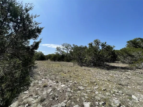 1117 Madrone Rd, Fischer, TX 78623