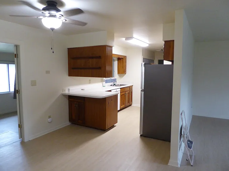 3400 E Locust St — Photo 8