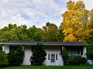 277 Washington Park Dr, Mountain Top, PA 18707