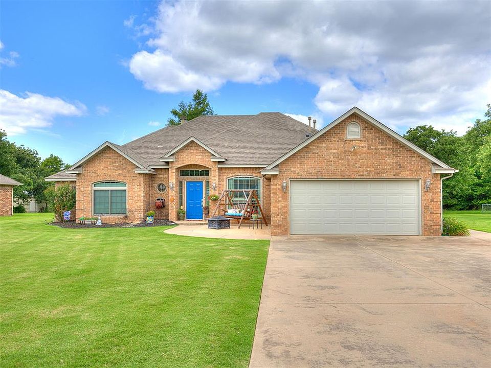 1st image of 9085 Driftwood Ct