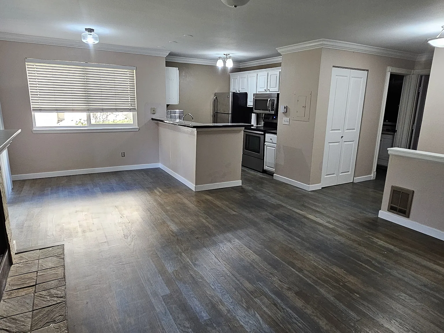 1 bed, 750 sqft, $1,650 — Photo 3