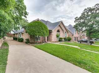 3908 Meadow Dr, Grapevine, TX 76051