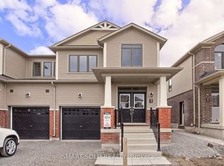 15 Durham Ave, Barrie, ON L9J 0L5