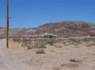 35729 Dixie Rd, Hinkley, CA 92347