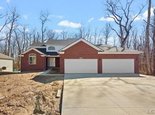 1082 Preservation Dr, Tecumseh, MI 49286