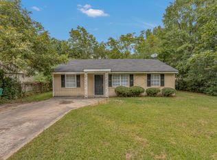 750 Glenn Dr, Forest Park, GA