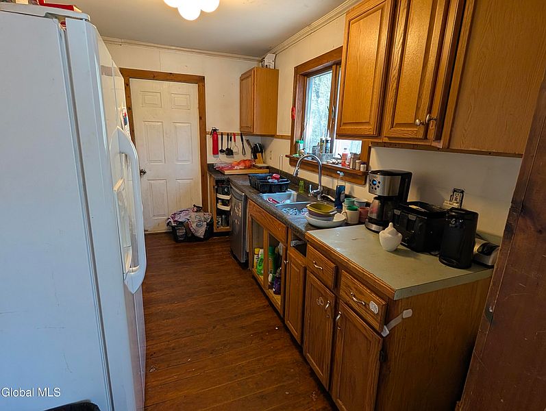 4th image of 7 Prosser Circle