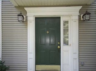 533 Cascade Ct, Mahwah, NJ 07430