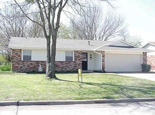9720 N East 4th St, Midwest City, OK 73130