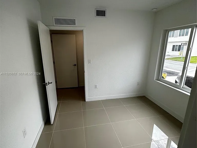 25778 SW 143rd Path #33032 — Photo 6