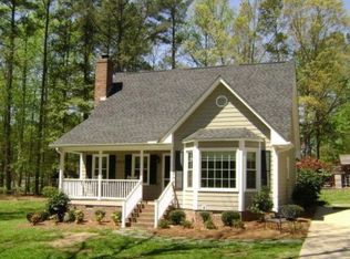 1910 Autumn Ct, Sanford, NC 27330