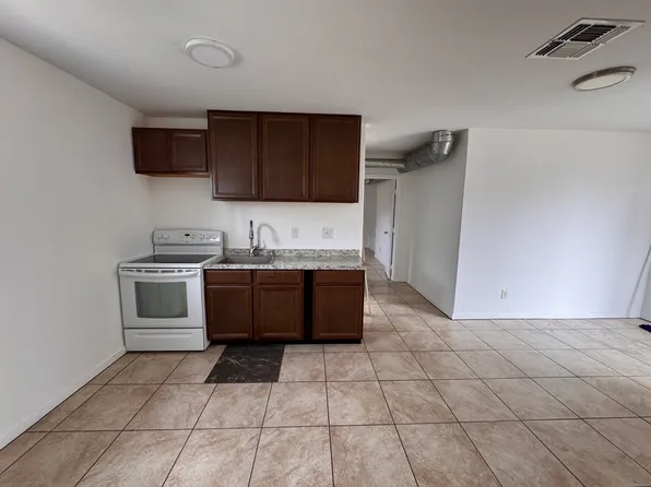 2045 W Washington St #3, Phoenix, AZ 85009