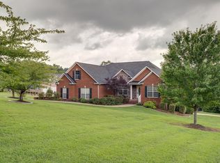 1195 Cliff White Rd, Columbia, TN 38401